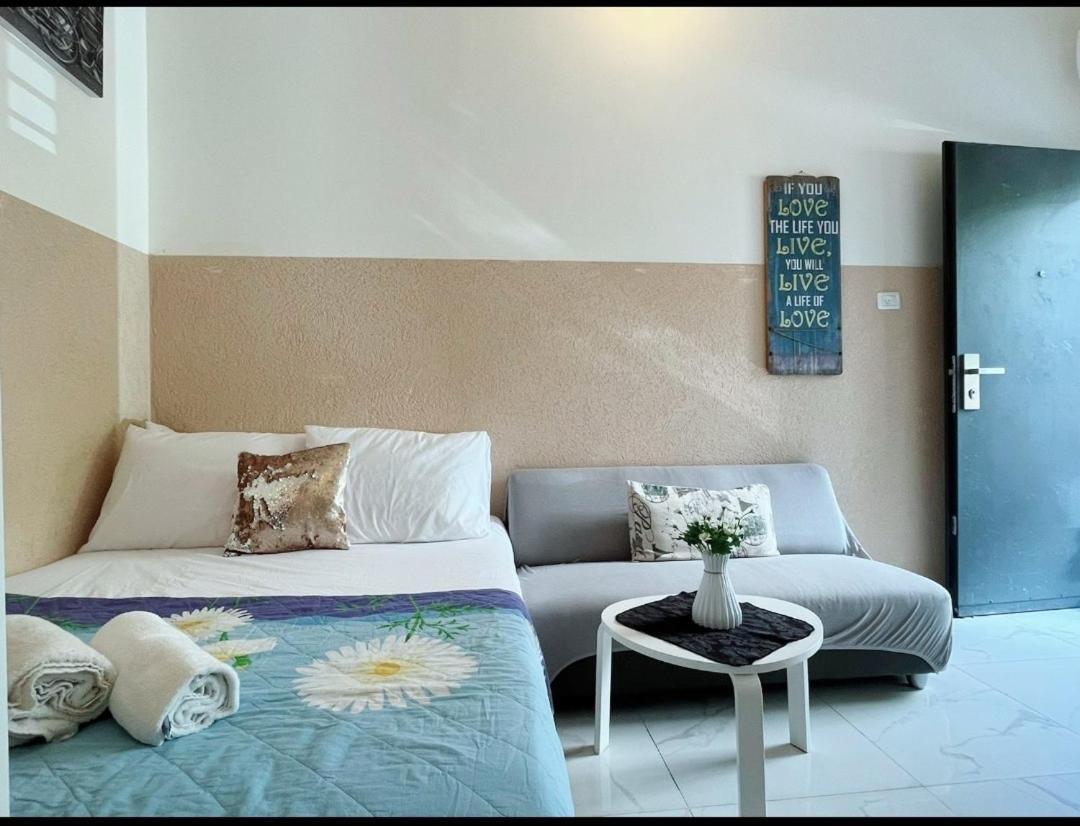 Hayarkon By The Beach Tel Aviv Buitenkant foto