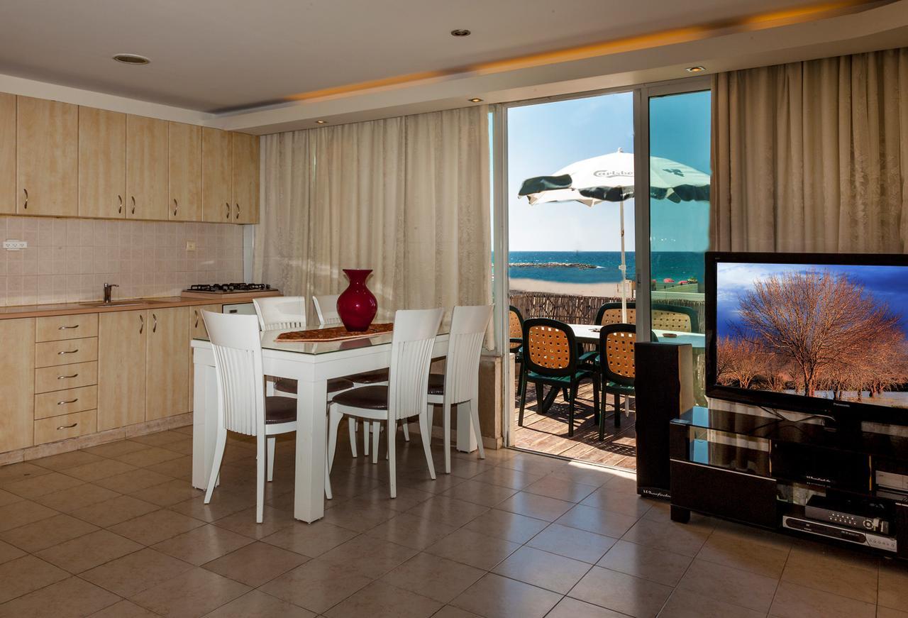 Hayarkon By The Beach Tel Aviv Buitenkant foto